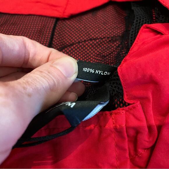 100 Thieves Foundations Anorak in Red - Picture 7 of 10